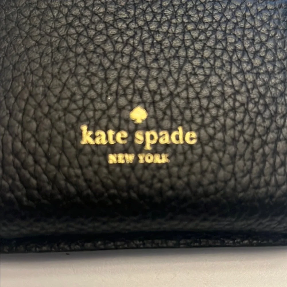 💕 Host Pick Kate Spade Black Leather Phone Crossbody bag - Picture 2 of 6